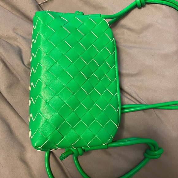 Leather Mini Loop Camera Bag - Picture 4 of 9